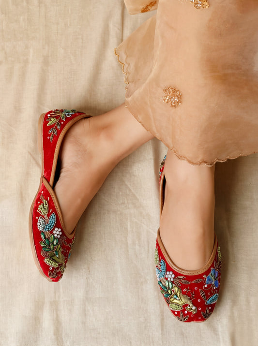 Peacock & Butterfly Jutti