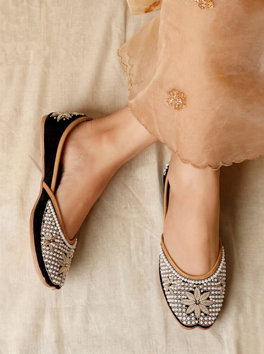 Black Pearl Lattice Jutti