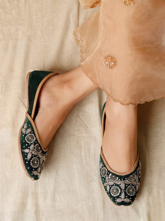 Royal Emerald Green Zardozi Jutti