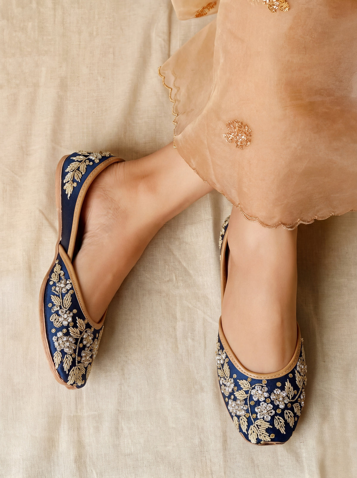 Midnight Blue Silk Embroidered Jutti