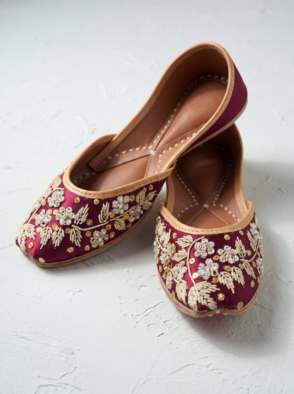 Blossom Wine Silk Embroidered Jutti