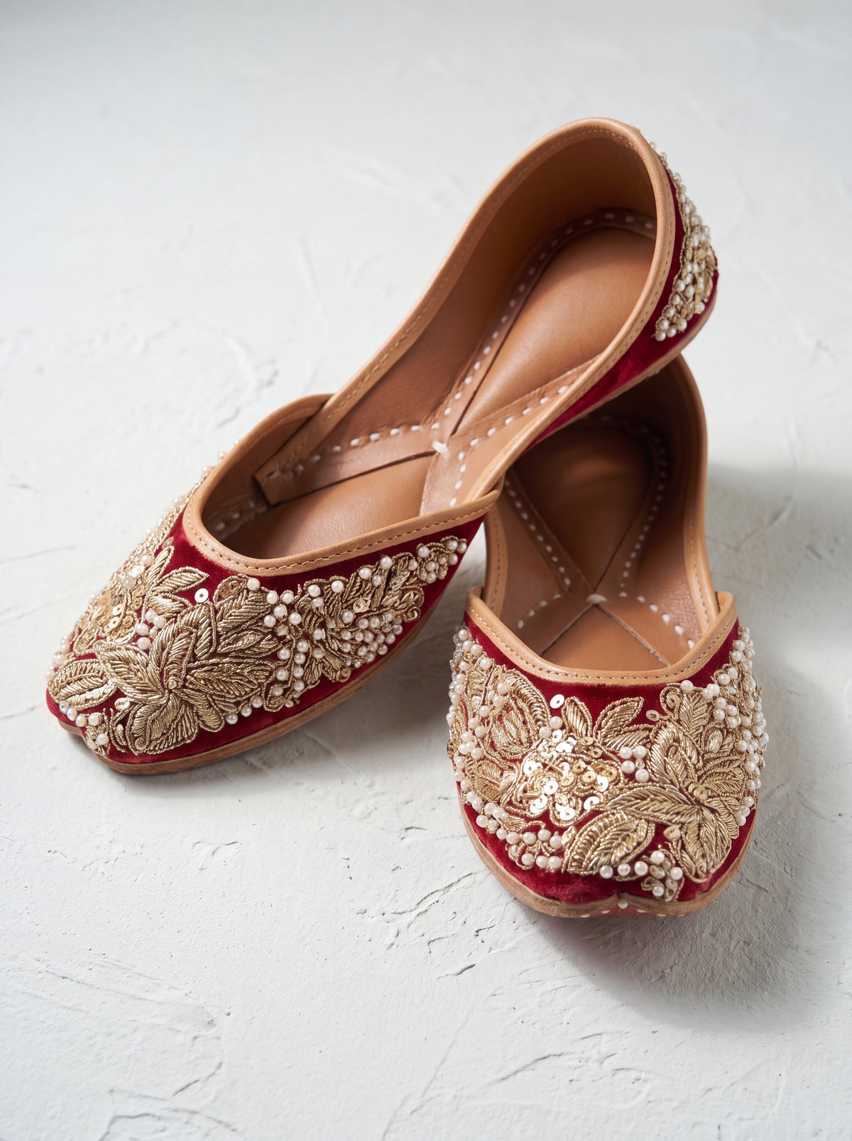 Royal Crimson Zardozi Jutti
