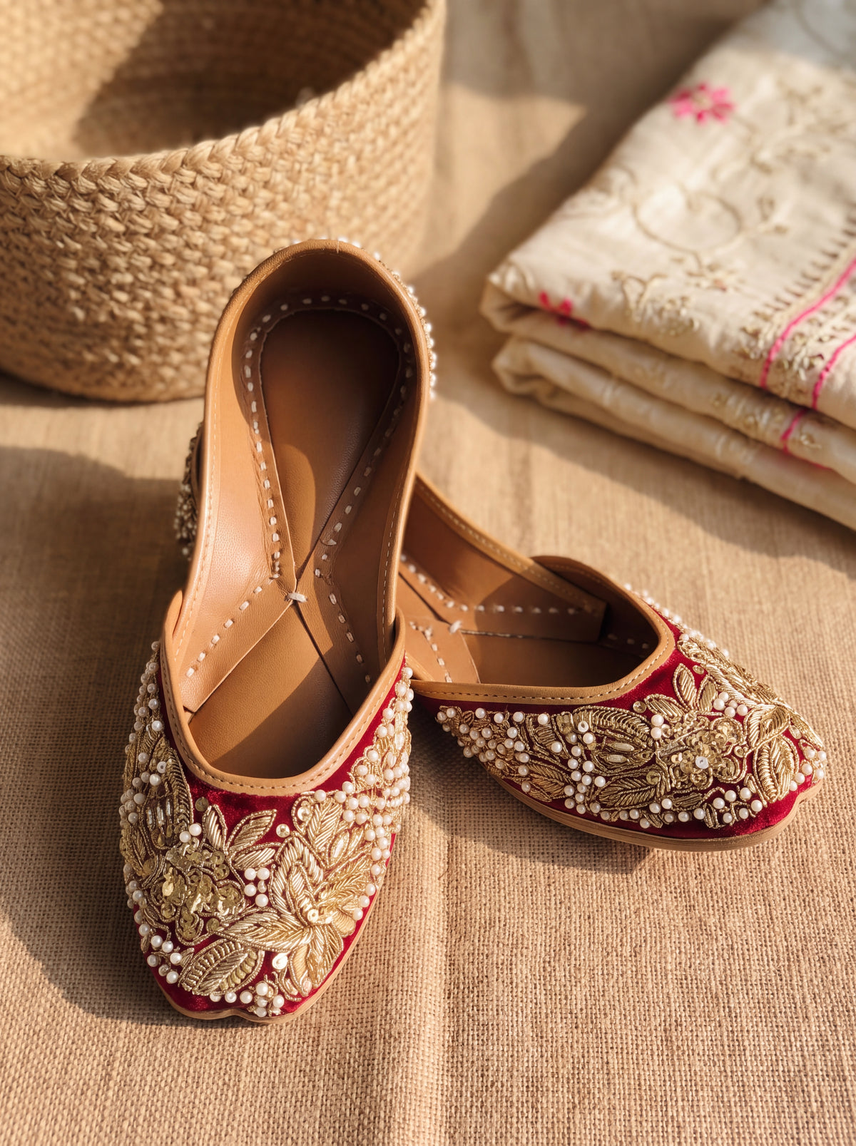 Royal Crimson Zardozi Jutti