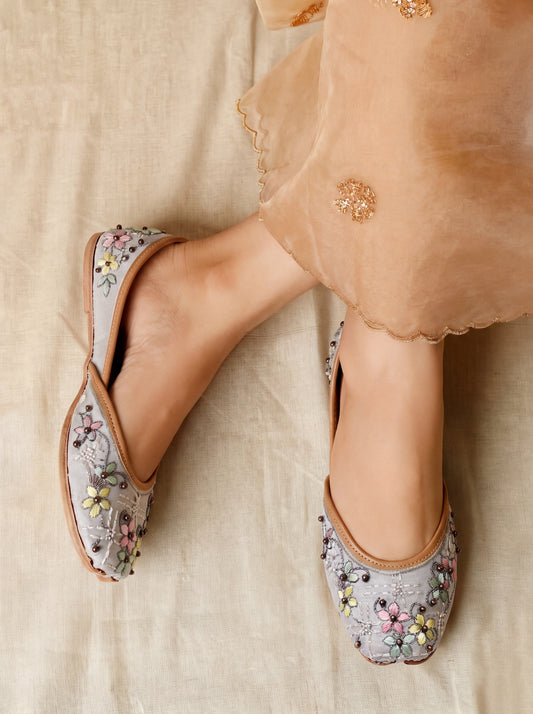 Grey Floral Embroidered Jutti