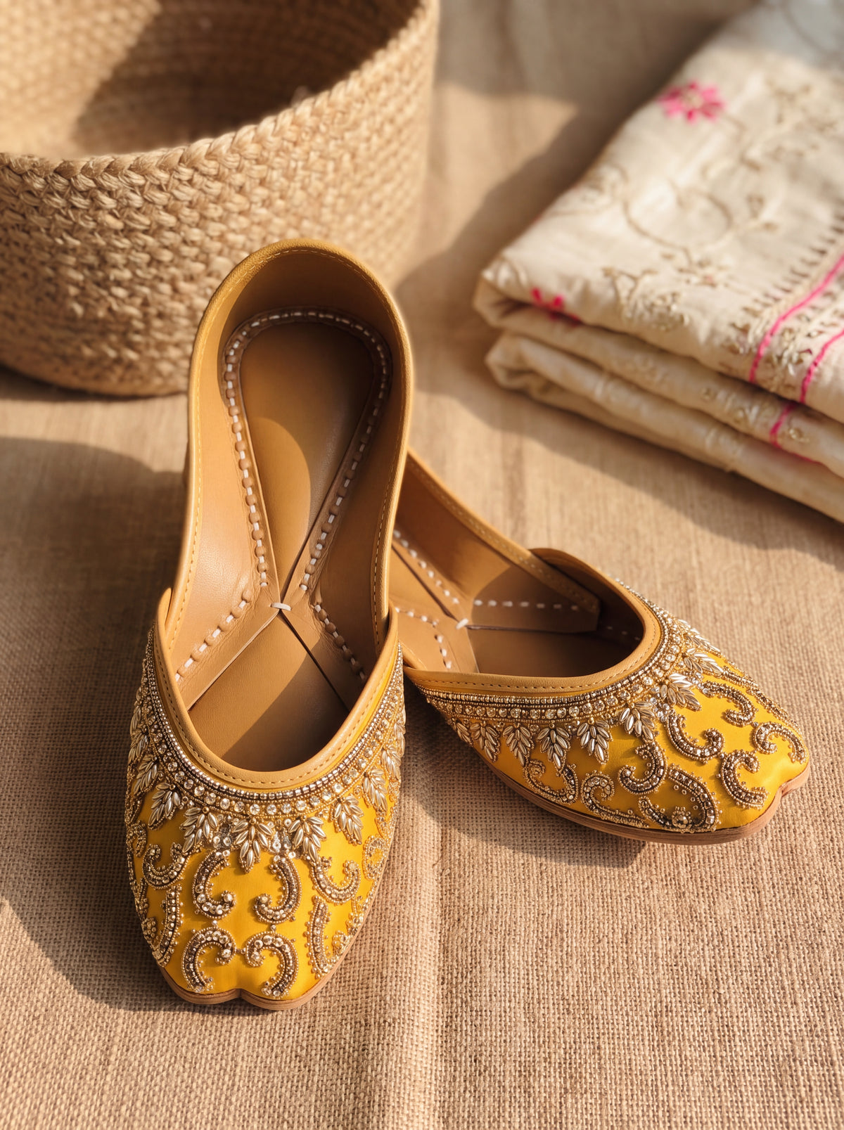 Marigold Paisley Zardozi Jutti